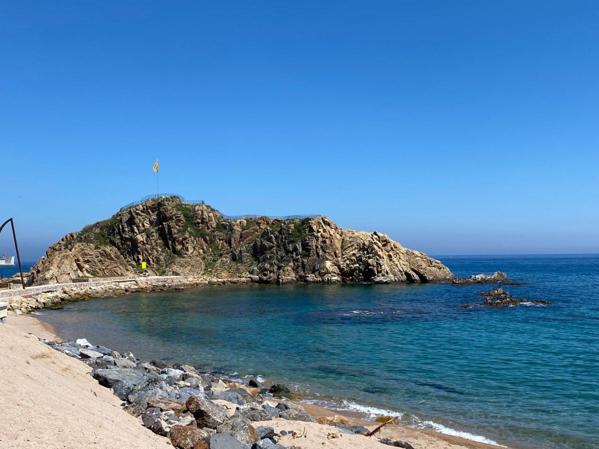 El Rancho At The Beach Blanes Exterior photo